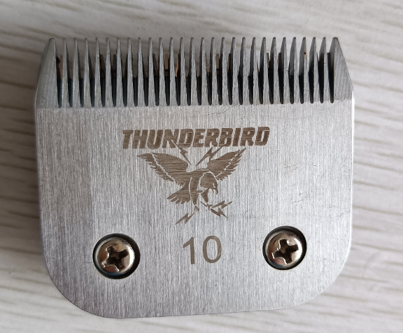 Thunderbird Size 10 Blade - 1.5mm (Fits all A5 style clippers)